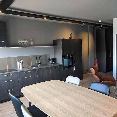 Tryggvabraut 24 One Bedroom Apartment Akureyri Esterno foto